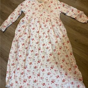 VINTAGE Victoria’s Secret Cottagecore Floral Cotton Nightgown Size Small